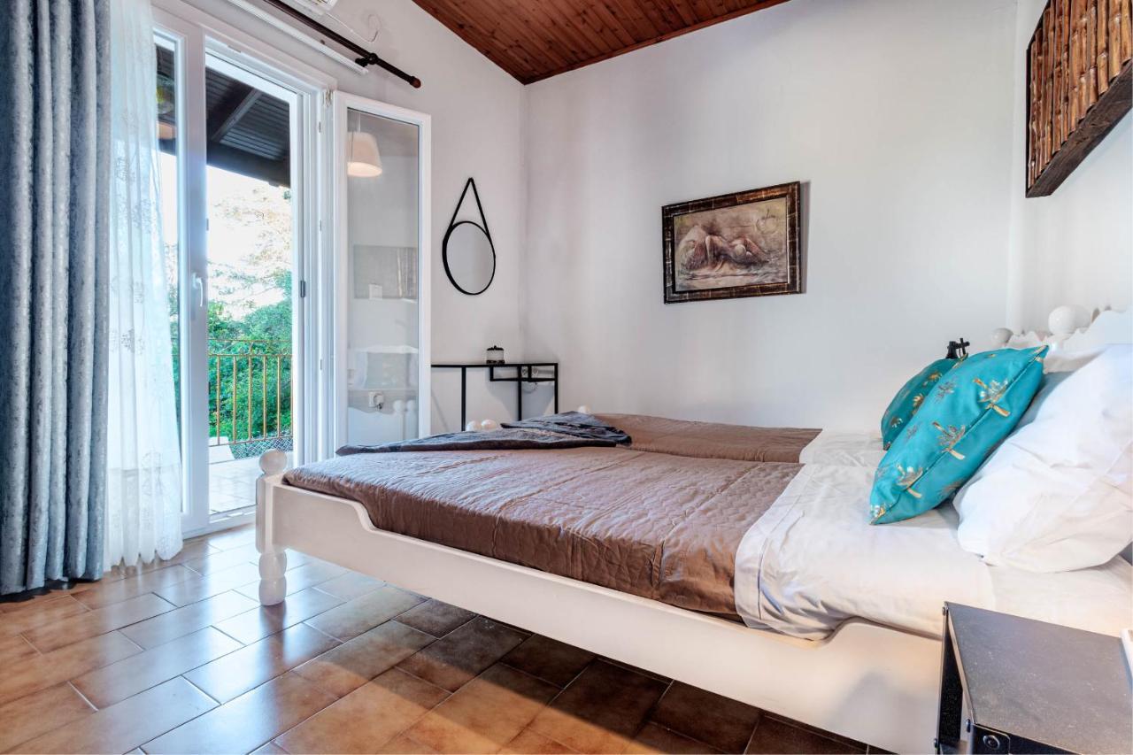 Manteshouse Villa ปาเลโอกัสไตรซา ภายนอก รูปภาพ